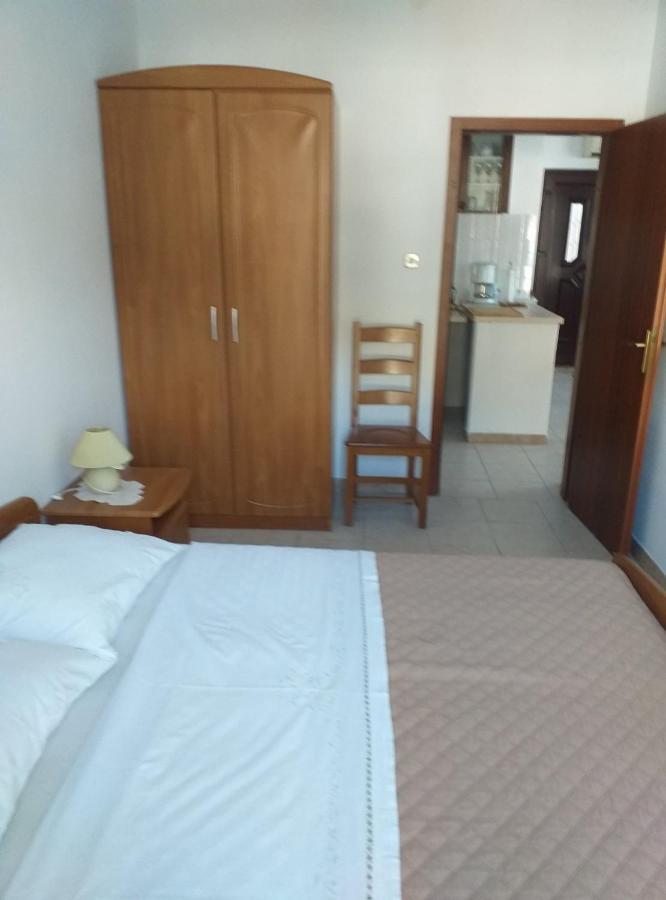 Jakov Stari Grad